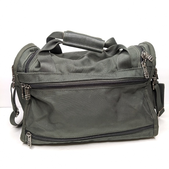 Tumi Alpha Weekender Duffel Bag Green Nylon 261M3